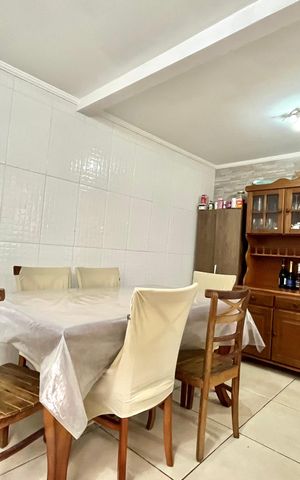 Casa à venda com 500m², 7 quartos e 4 vagas Casa à venda com 500m², 7 quartos e 4 vagasCozinha 2