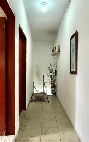 Casa à venda com 500m², 7 quartos e 4 vagas Casa à venda com 500m², 7 quartos e 4 vagasCorredor