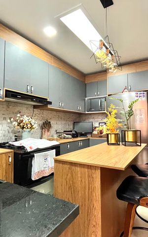 Casa à venda com 500m², 7 quartos e 4 vagas Casa à venda com 500m², 7 quartos e 4 vagasCozinha 1