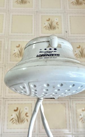 Casa à venda com 500m², 7 quartos e 4 vagas Casa à venda com 500m², 7 quartos e 4 vagasBanheiro 2
