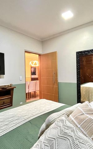 Casa à venda com 500m², 7 quartos e 4 vagas Casa à venda com 500m², 7 quartos e 4 vagasQuarto 1