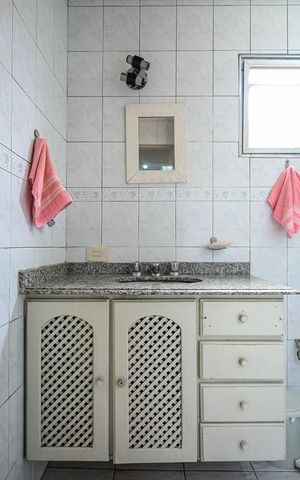 Apartamento à venda com 76m², 2 quartos e 1 vagaBanheiro