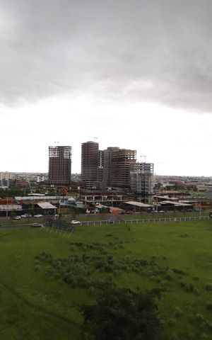 Apartamento para alugar com 86m², 2 quartos e 2 vagasVista