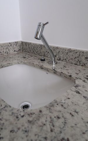 Apartamento para alugar com 86m², 2 quartos e 2 vagasBanheiro do Quarto 2