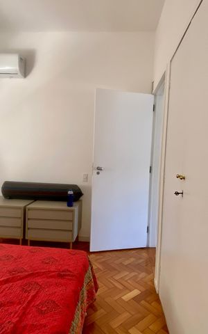 Apartamento à venda com 188m², 4 quartos e 2 vagas Apartamento à venda com 188m², 4 quartos e 2 vagasQuarto 1