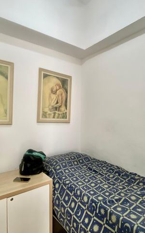 Apartamento à venda com 188m², 4 quartos e 2 vagas Apartamento à venda com 188m², 4 quartos e 2 vagasQuarto de Serviço