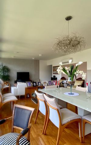 Apartamento à venda com 188m², 4 quartos e 2 vagas Apartamento à venda com 188m², 4 quartos e 2 vagasSala