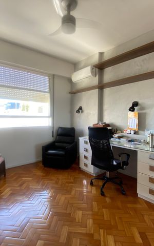 Apartamento à venda com 188m², 4 quartos e 2 vagas Apartamento à venda com 188m², 4 quartos e 2 vagasQuarto 2
