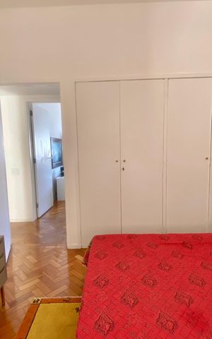 Apartamento à venda com 188m², 4 quartos e 2 vagas Apartamento à venda com 188m², 4 quartos e 2 vagasQuarto 1