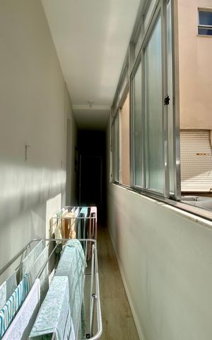 Apartamento à venda com 188m², 4 quartos e 2 vagas Apartamento à venda com 188m², 4 quartos e 2 vagasÁrea de Serviço