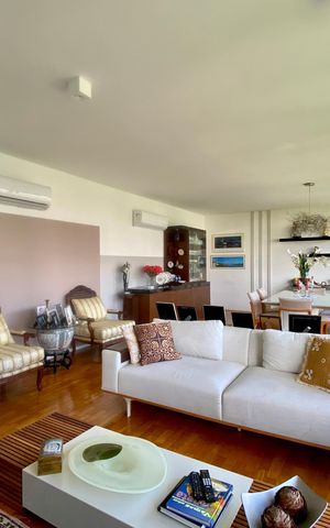Apartamento à venda com 188m², 4 quartos e 2 vagas Apartamento à venda com 188m², 4 quartos e 2 vagasSala