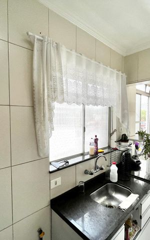Apartamento à venda com 60m², 2 quartos e sem vaga Apartamento à venda com 60m², 2 quartos e sem vagaCozinha e Área de Serviço