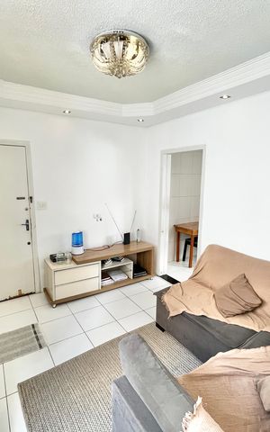 Apartamento à venda com 60m², 2 quartos e sem vaga Apartamento à venda com 60m², 2 quartos e sem vagaSala