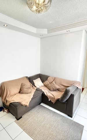 Apartamento à venda com 60m², 2 quartos e sem vaga Apartamento à venda com 60m², 2 quartos e sem vagaSala