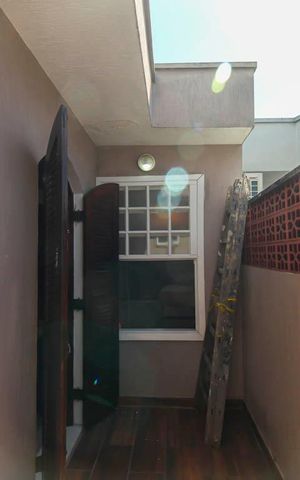 Casa de condomínio à venda com 310m², 3 quartos e 3 vagas Casa de condomínio à venda com 310m², 3 quartos e 3 vagasVaranda da Suíte