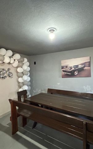 Casa para alugar com 319m², 4 quartos e 2 vagas