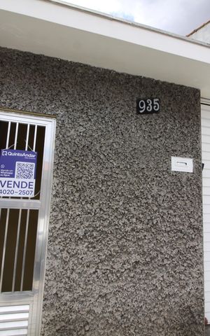Casa à venda com 150m², 3 quartos e 4 vagasFachada