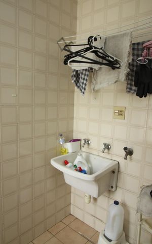 Casa à venda com 150m², 3 quartos e 4 vagasÁrea de Serviço