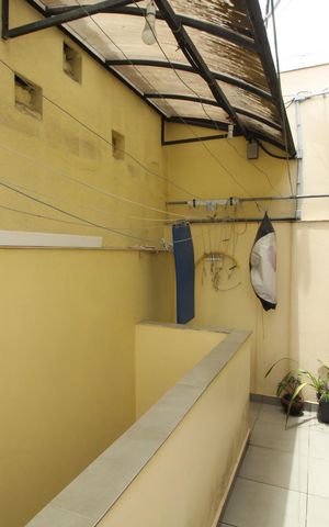 Casa à venda com 150m², 3 quartos e 4 vagasÁrea de Serviço