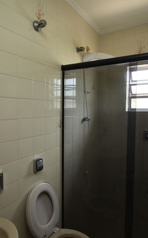 Casa à venda com 150m², 3 quartos e 4 vagasBanheiro