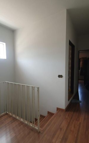 Casa à venda com 140m², 3 quartos e 2 vagas
