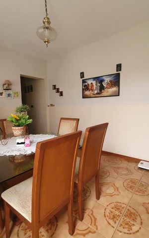 Casa à venda com 140m², 3 quartos e 2 vagas
