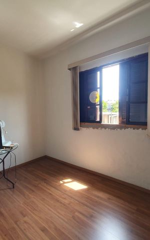 Casa à venda com 140m², 3 quartos e 2 vagas