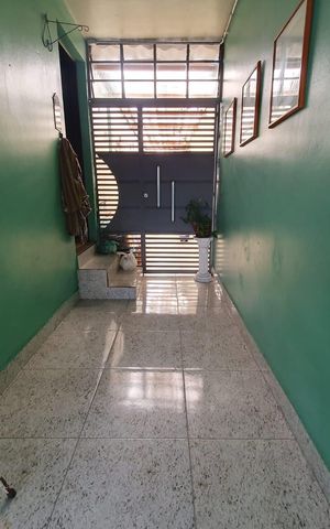 Casa à venda com 140m², 3 quartos e 2 vagas