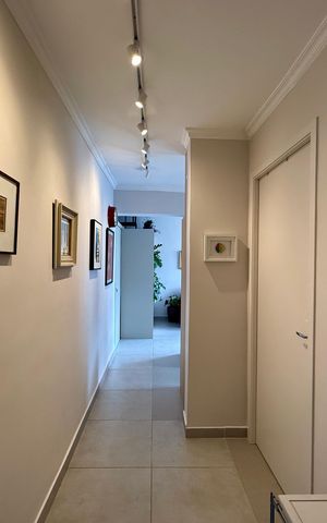 Apartamento à venda com 138m², 4 quartos e 1 vagaCorredor Quartos 