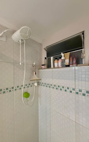 Apartamento à venda com 138m², 4 quartos e 1 vagaBanheiro Suíte 1