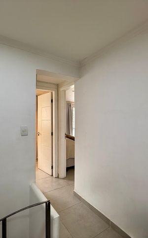 Apartamento à venda com 138m², 4 quartos e 1 vagaCorredor Quartos 