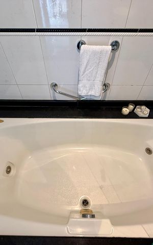 Apartamento à venda com 138m², 4 quartos e 1 vagaBanheiro Suíte 2