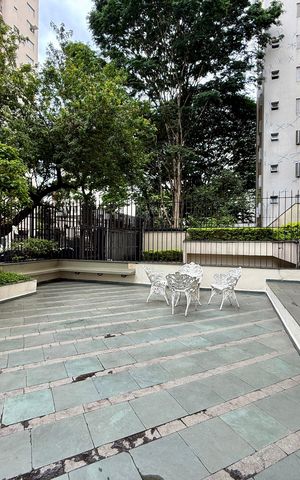 Apartamento à venda com 138m², 4 quartos e 1 vagaÁrea comum