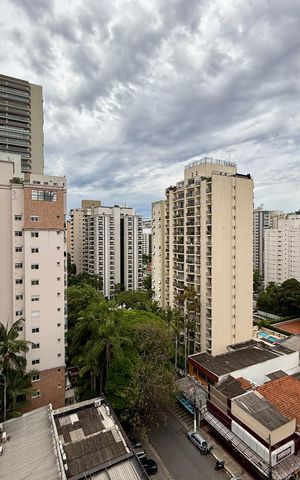 Apartamento à venda com 138m², 4 quartos e 1 vagaVista Suíte 1