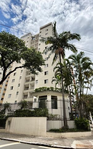 Apartamento à venda com 138m², 4 quartos e 1 vagaFachada  