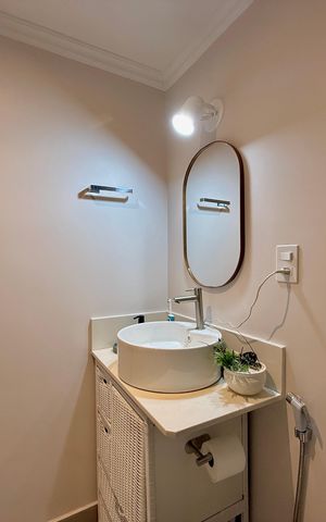 Apartamento à venda com 138m², 4 quartos e 1 vagaBanheiro Suíte 1