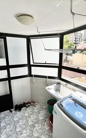 Apartamento à venda com 115m², 3 quartos e 2 vagas Apartamento à venda com 115m², 3 quartos e 2 vagasÁrea de Serviço