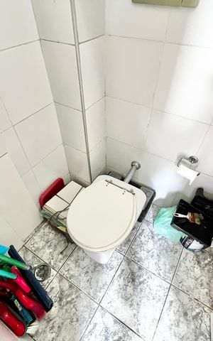 Apartamento à venda com 115m², 3 quartos e 2 vagas Apartamento à venda com 115m², 3 quartos e 2 vagasBanheiro de serviço