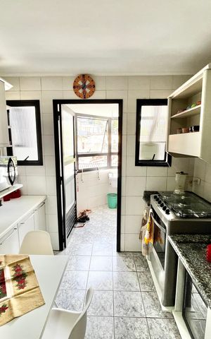 Apartamento à venda com 115m², 3 quartos e 2 vagas Apartamento à venda com 115m², 3 quartos e 2 vagasCozinha