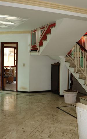 Casa de condomínio para alugar com 1100m², 4 quartos e 6 vagasSala