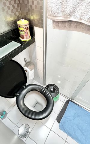 Apartamento à venda com 76m², 3 quartos e 1 vagaBanheiro da Suíte