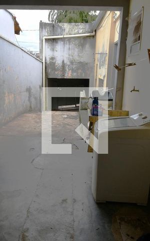 Casa à venda com 147m², 4 quartos e 1 vagaÁrea de serviço casa 1