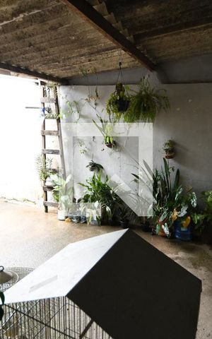 Casa à venda com 147m², 4 quartos e 1 vagaÁrea de serviço casa 2