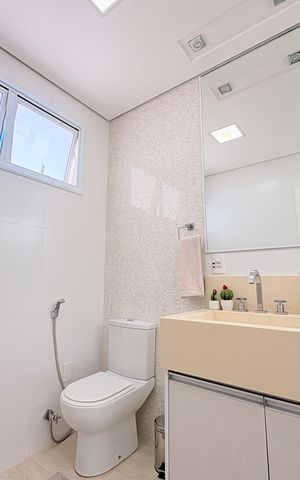 Casa de condomínio à venda com 193m², 3 quartos e 2 vagasBanheiro da Suíte