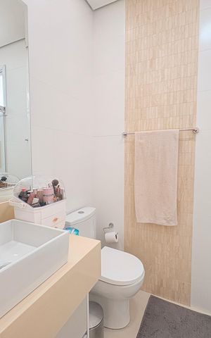 Casa de condomínio à venda com 193m², 3 quartos e 2 vagasBanheiro Social