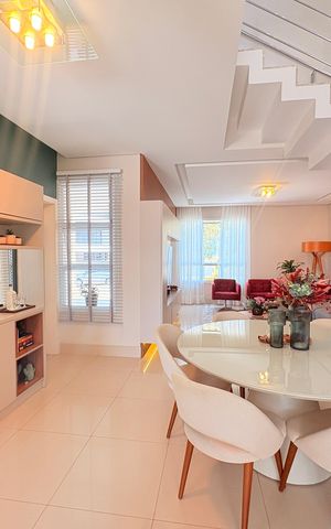 Casa de condomínio à venda com 193m², 3 quartos e 2 vagasSala