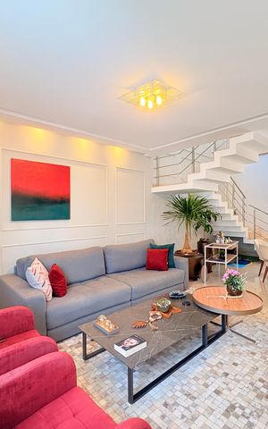 Casa de condomínio à venda com 193m², 3 quartos e 2 vagasSala