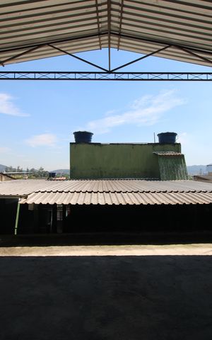 Casa à venda com 84m², 1 quarto e 2 vagasQuintal