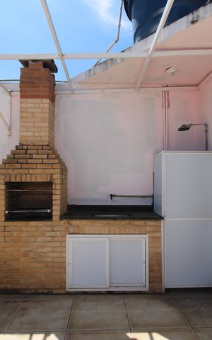Casa à venda com 84m², 1 quarto e 2 vagasTerraço - Churrasqueira
