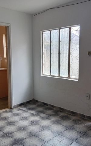 Casa para alugar com 1200m², 6 quartos e 8 vagas Casa para alugar com 1200m², 6 quartos e 8 vagasSala parte cima